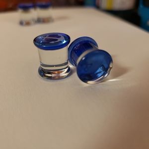 Earrings, gauges, plugs